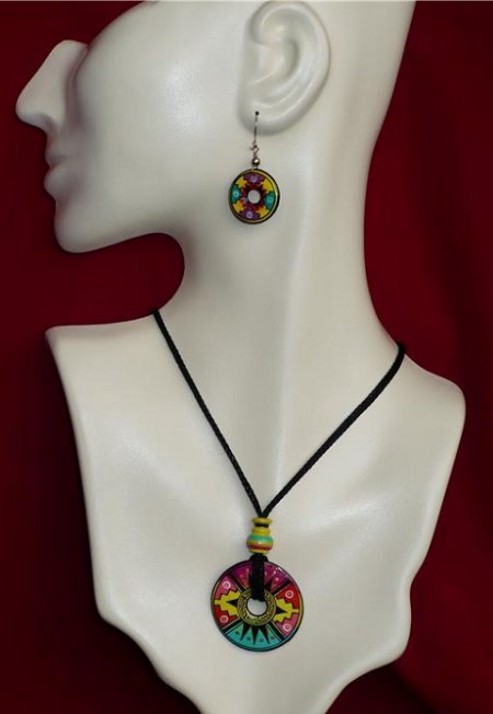 Handmade Alpaca Ceramic Pendant Necklace & Earring Set - 002