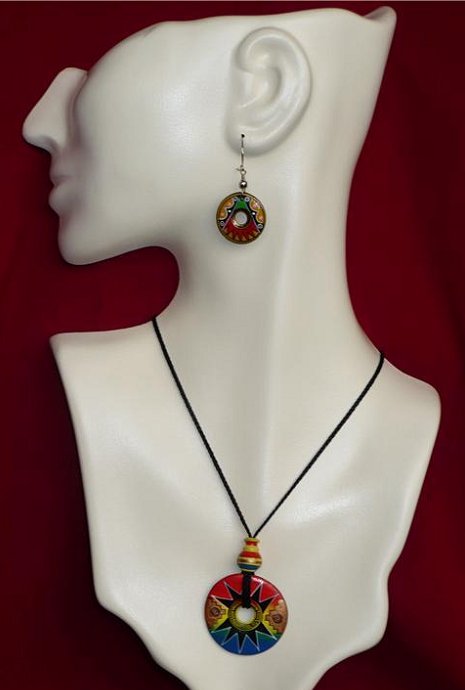 Handmade Alpaca Ceramic Pendant Necklace & Earring Set - 003